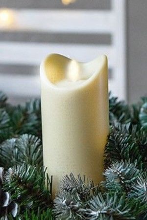 Электрическая свеча-столбик УЛИЧНАЯ, слоновая кость, тёплый белый LED-огонь колышущийся, 6.8х15.2 см, Peha Magic