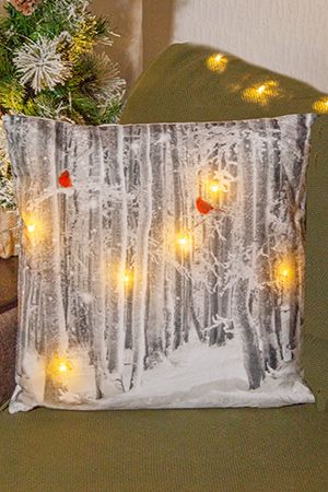 Светящаяся подушка КАРДИНАЛЫ В ЛЕСУ, 6 тёплых белых LED-огней, 45х45 см, батарейки, Peha Magic