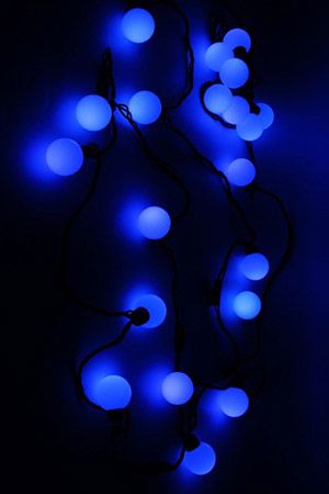 Светодиодная гирлянда БОЛЬШИЕ шарики, 20 синих LED, 5 м, коннектор, черный провод, уличная, Rich LED