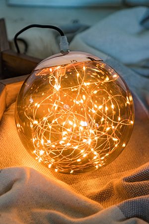 Подвесной светильник шар ВЕЧЕРНИЕ ГРЁЗЫ, прозрачный дымчато-медный, 80 экстра тёплых белых микро LED-огней, 20 см, уличный, Kaemingk (Lumineo)