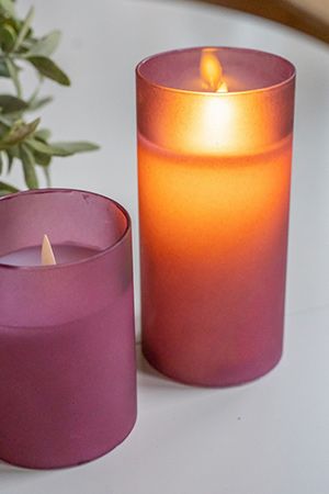 Восковая светодиодная свеча в стакане МЭРИЛ, имитация "живого" мерцающего пламени, колышущийся язычок, благородно-розовая, 7.5х15 см, Peha Magic