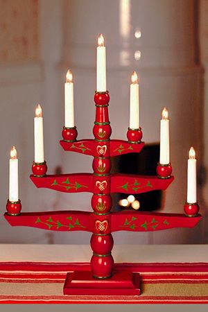 Декоративный рождественский светильник TRADITION, деревянный, красный, 7 тёплых белых ламп, 54х42 см, STAR trading