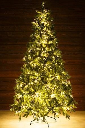 Искусственная ель с лампочками БАРОККО ПРЕМИУМ (хвоя - литая PE+PVC), зелёная, тёплые белые LED-лампы, 1.8 м, GREEN TREES