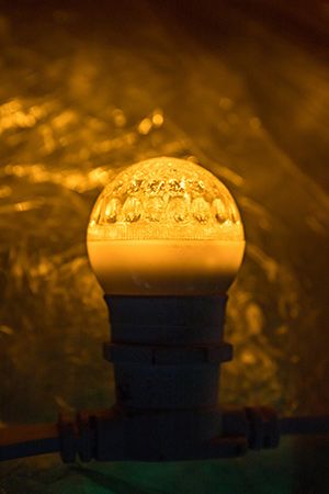 Декоративные LED-ЛАМПЫ (9 диодов) в виде шара, 45 мм, цоколь Е27, 5 Вт, цвет: желтый, 