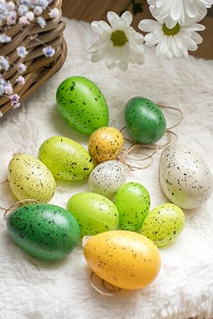 Декоративные пасхальные яйца УЮТНАЯ КРАПИНКА, жёлтые, зелёные и кремовые, 4-6 см (упаковка 12 шт.), Kaemingk
