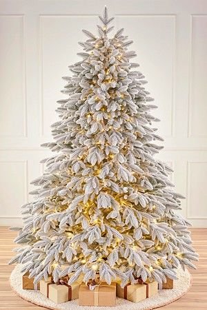 Искусственная елка с лампочками Романовская, заснеженная, хвоя ЛИТАЯ 100%, 460 теплых белых LED-огня, 210 см, Max CHRISTMAS