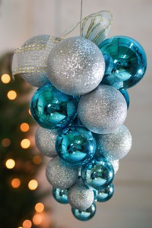 Новогодн�ий декор, гирлянда гроздь из шаров своими руками/Christmas garland
