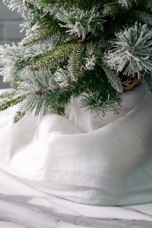 Декоративное 'снежное' покрывало ГЛОССИ, полиэстер, блёстки, 120х80 см, Koopman International