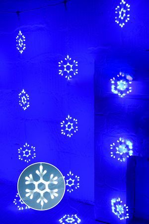 Светодиодный узорный занавес, 20 синих снежинок, 2х2+1.5 м, коннектор, прозрачный провод, уличная, Rich LED